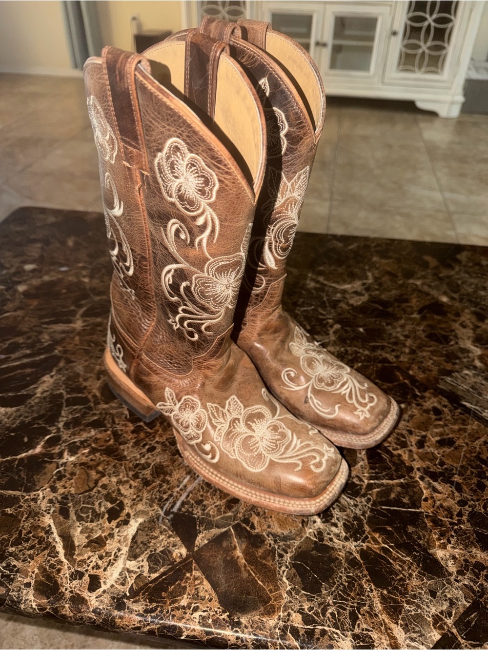 Shyanne Brown Lace-Up Western Boots with White Floral Embroidery